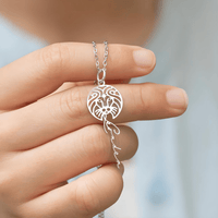 Collar con nombre y signo del zodíaco - Moroveta