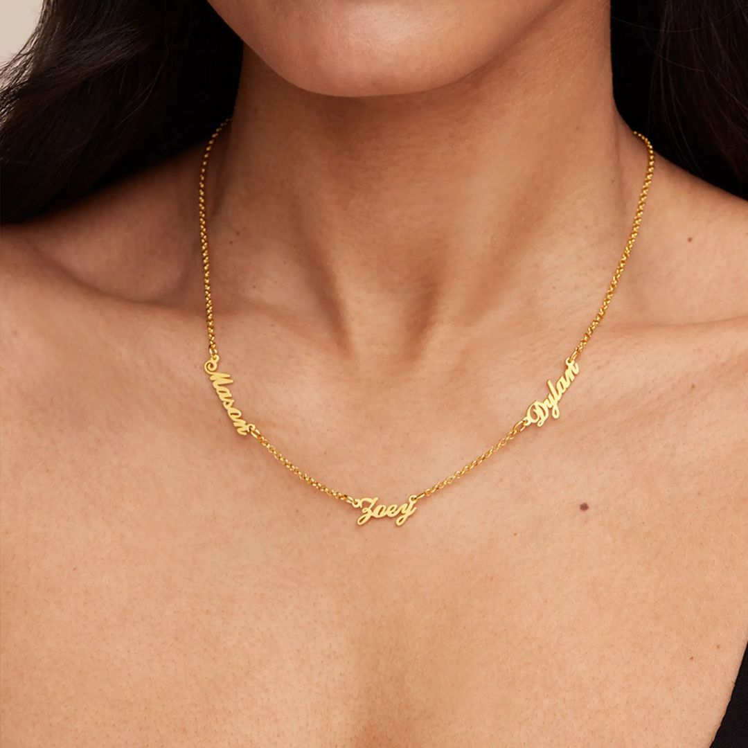 Collar con nombres personalizados - Moroveta