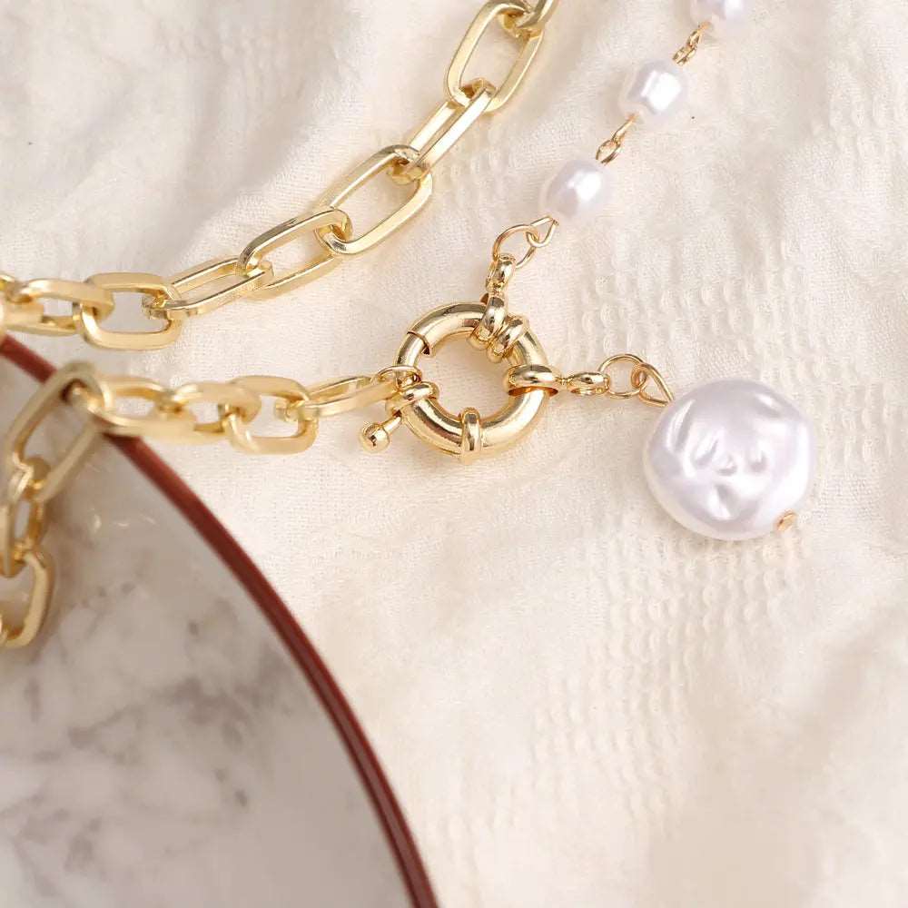 Collar con perlas Alexandra - Moroveta