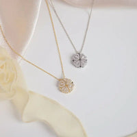 Collar con trébol de cuatro corazones + caja de rosa - Moroveta