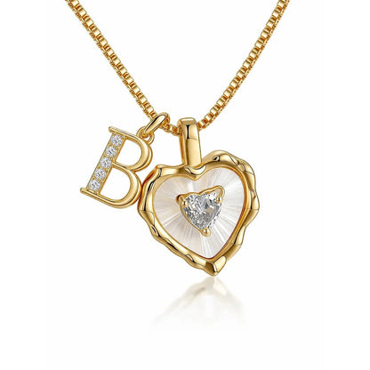 Collar de corazón nacarado con inicial personalizada - Moroveta
