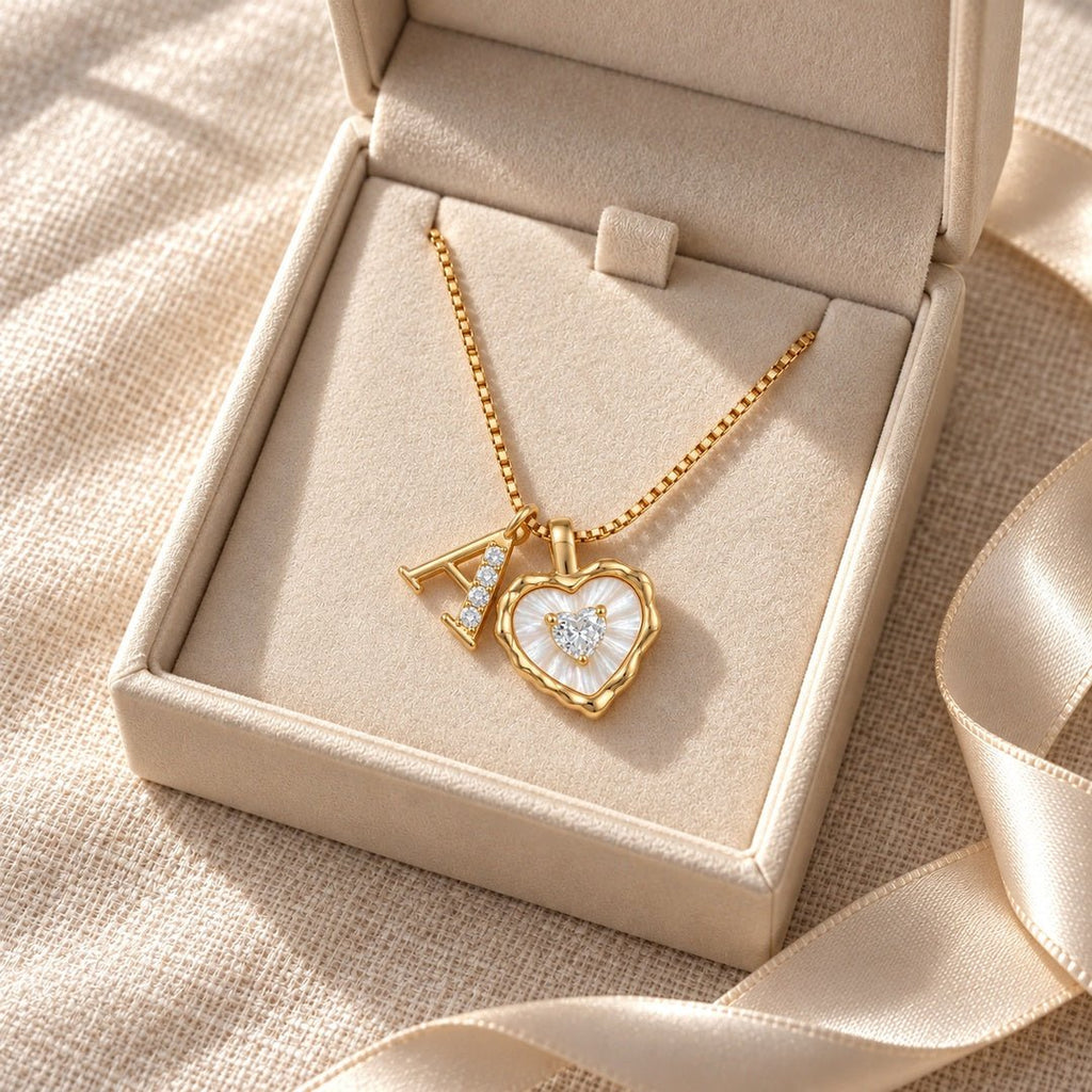 Collar de corazón nacarado con inicial personalizada (Oferta 3x1) - Moroveta