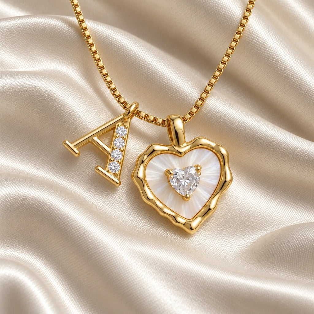 Collar de corazón nacarado con inicial personalizada (Oferta 3x1) - Moroveta