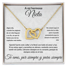 Cargar imagen en el visor de la galería, Collar de corazones entrelazados - A mi nieta - Moroveta