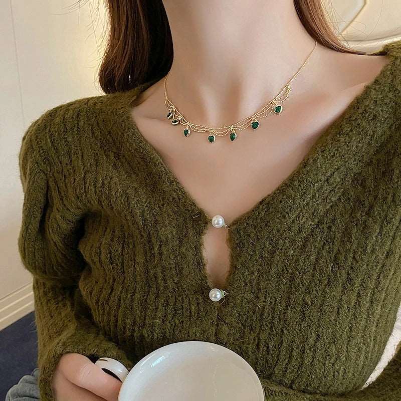 Collar de corazones verdes - Moroveta