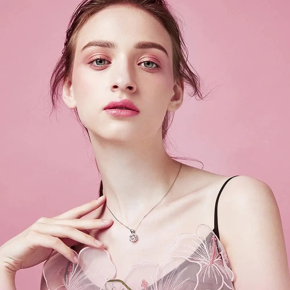 Collar de doble corazón + estuche con forma de rosa de regalo - Moroveta