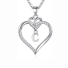 Cargar imagen en el visor de la galería, Collar de inicial con corazón - Moroveta