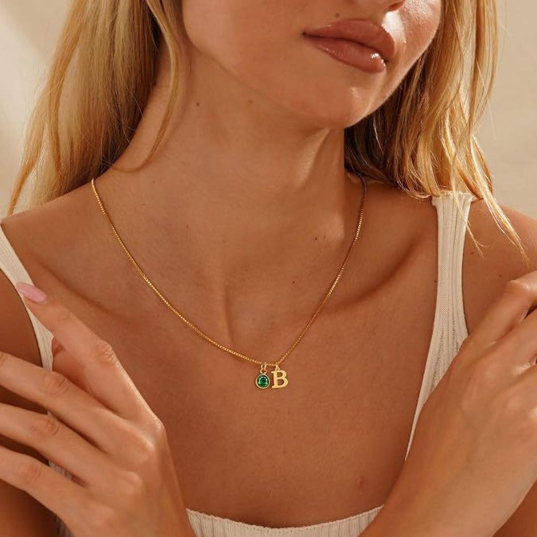 Collar de inicial con piedra de nacmiento - Moroveta