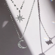 Cargar imagen en el visor de la galería, Collar de luna y estrella plateado - Moroveta