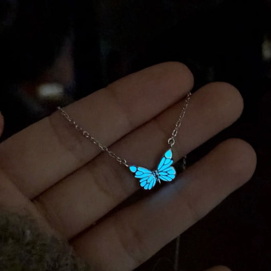 Collar de mariposa que brilla en la oscuridad - Moroveta