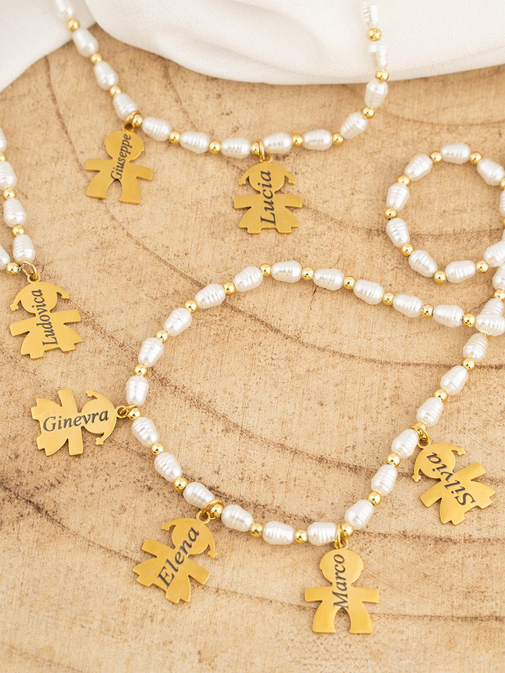 Collar de perlas con dijes personalizables - Moroveta