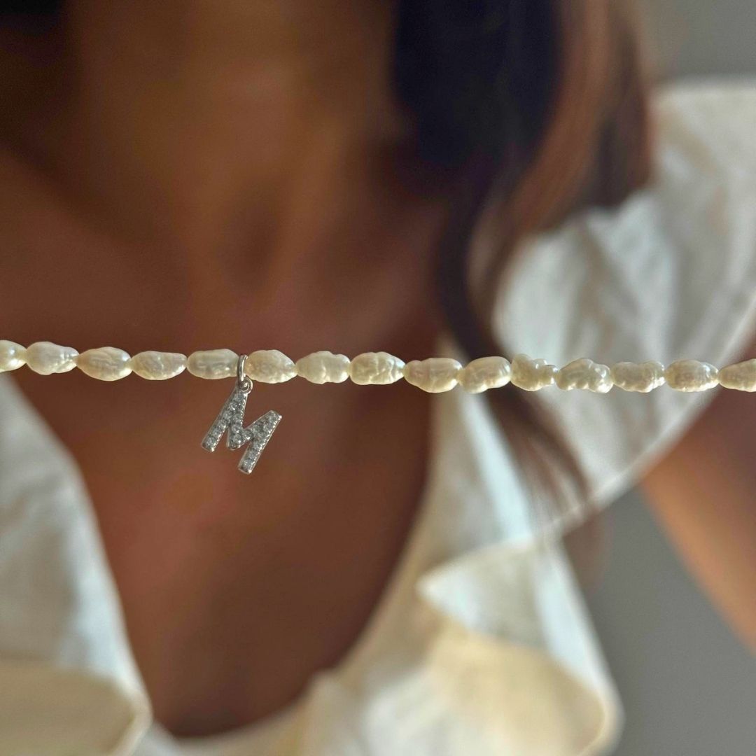 Collar de perlas con inicial personalizado (Oferta 2x1) - Moroveta