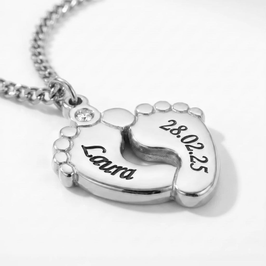 Collar de piecitos de bebé con nombre y fecha - Moroveta