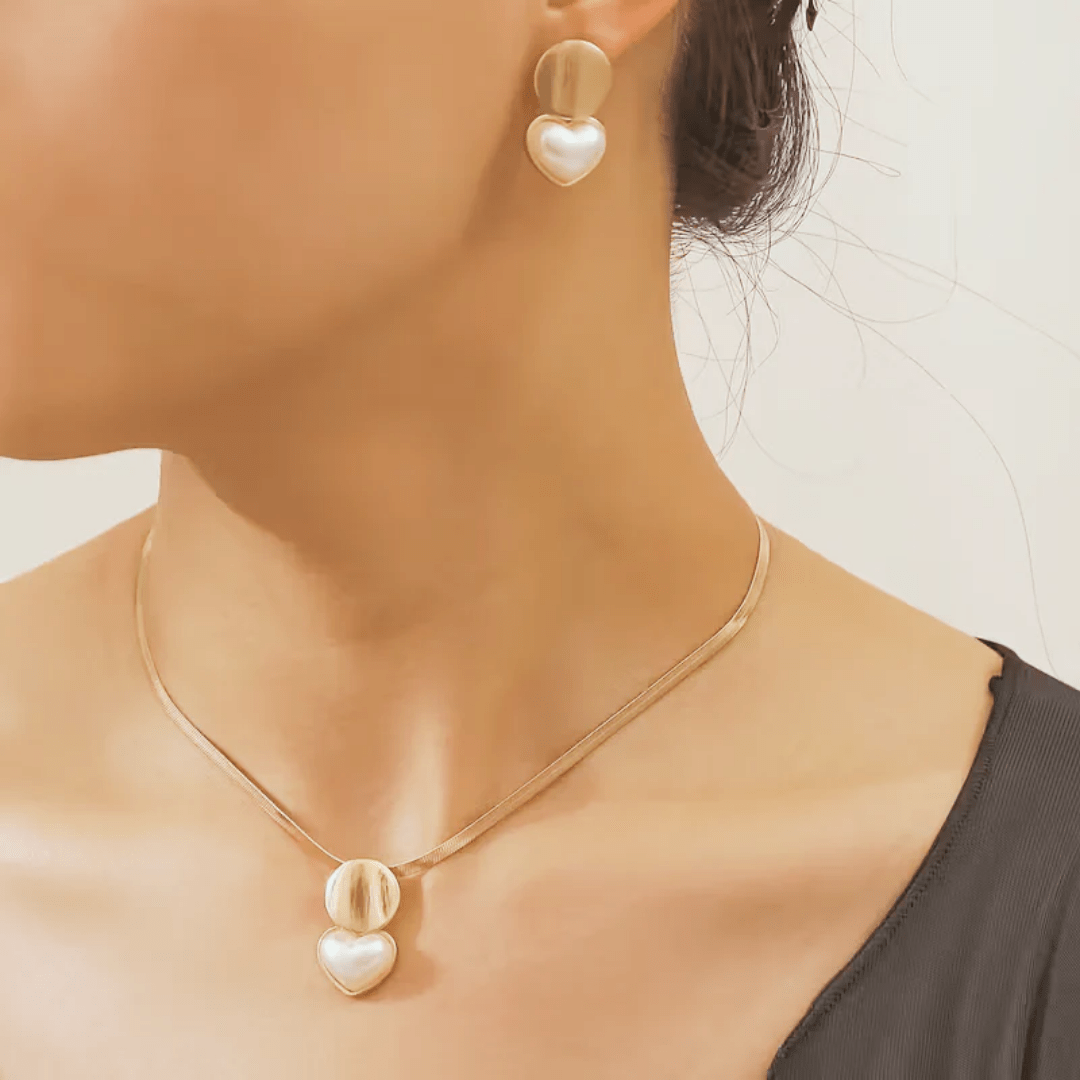 Collar elegante de Corazón y Pendientes GRATIS - Moroveta