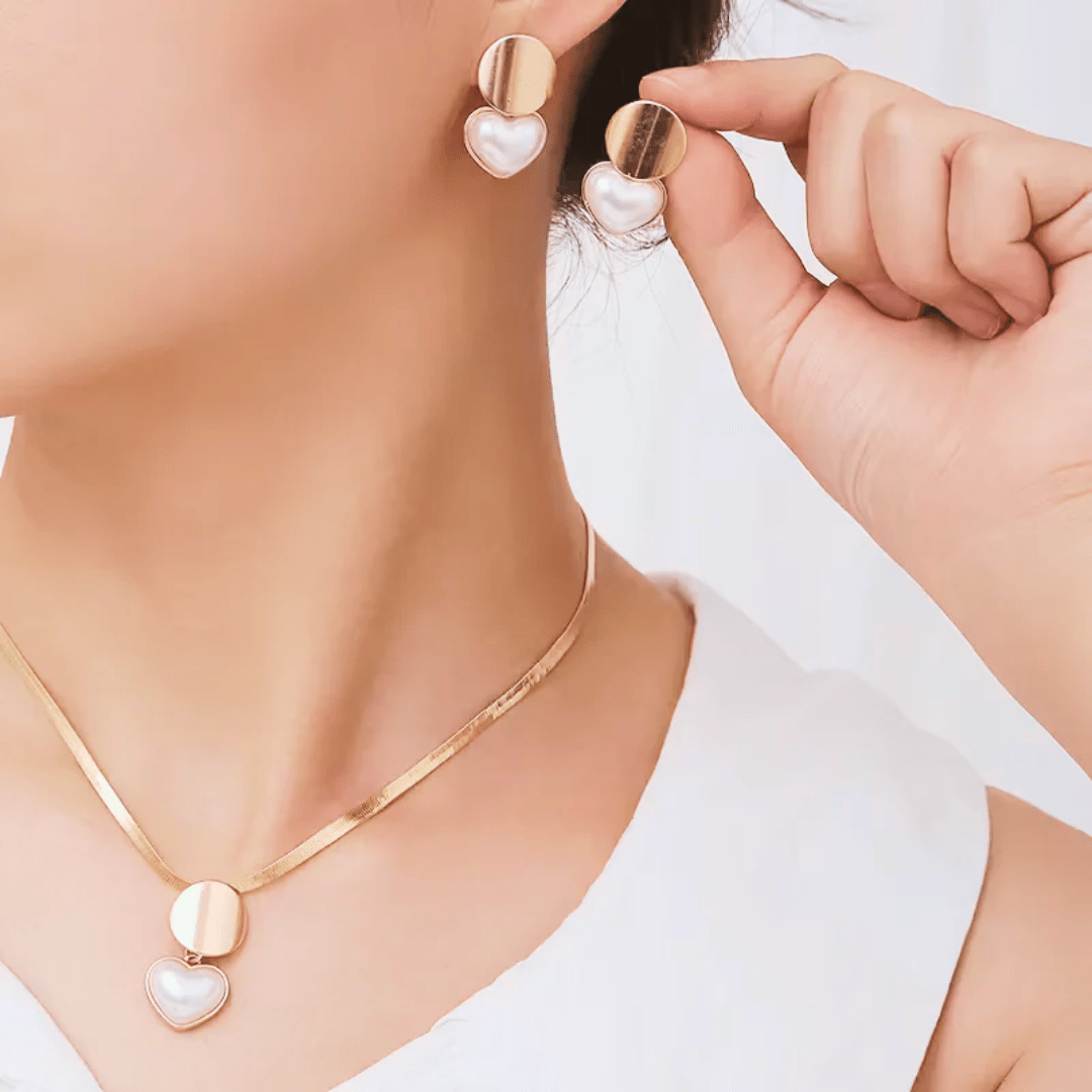 Collar elegante de Corazón y Pendientes GRATIS - Moroveta