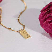 Cargar imagen en el visor de la galería, Collar Flor con Piedra de Nacimiento - Moroveta