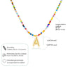 Collar Inicial colorido - ¡Lévate 3 por el precio de 1! Collar con cuentas coloridas y dije letra A dorada, cadena ajustable (38 cm + 5 cm) de acero inoxidable. Perfecto como collar con inicial o regalo para amigas.