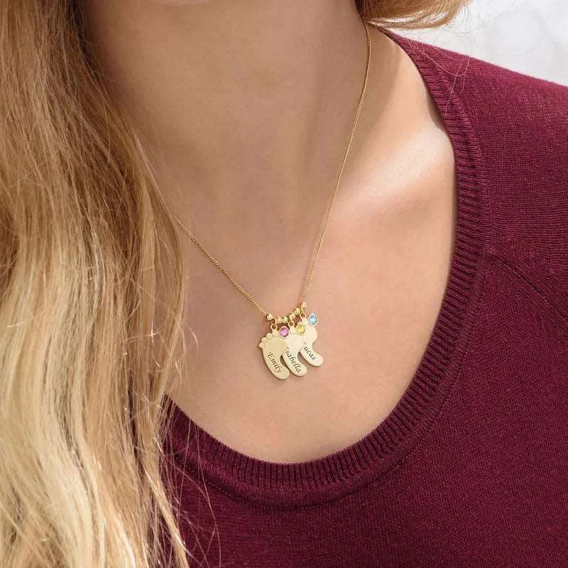 Collar personalizable con colgantes de pies de niños - Moroveta