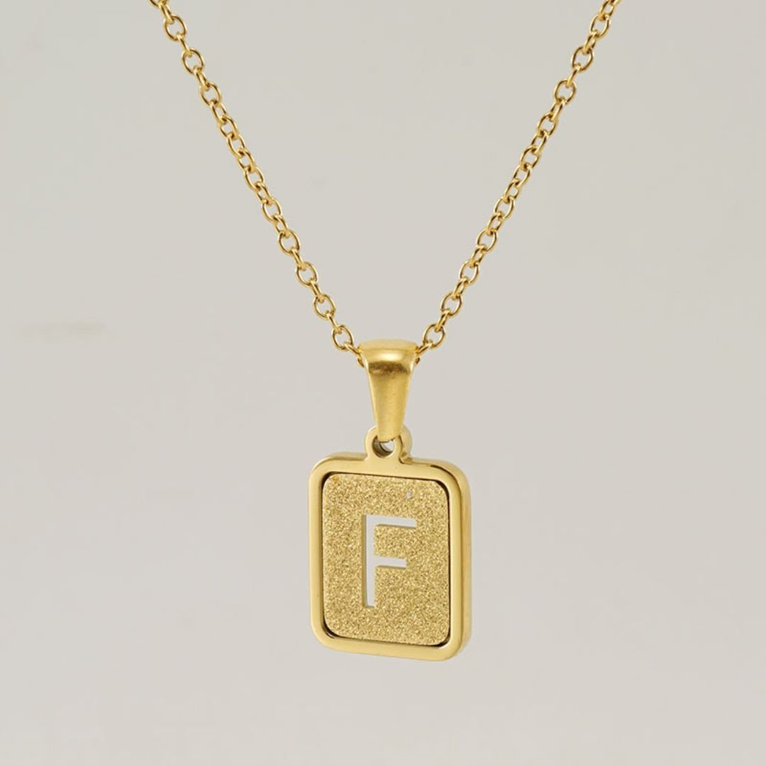 Collar personalizable con inicial dorado - Moroveta