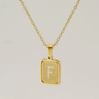 Collar personalizable con inicial dorado - Moroveta