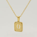 Collar personalizable con inicial dorado - Moroveta