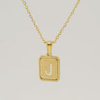 Collar personalizable con inicial dorado - Moroveta
