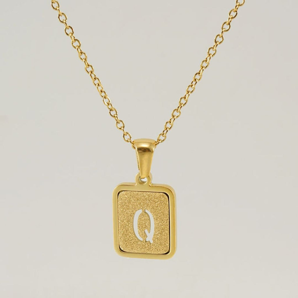 Collar personalizable con inicial dorado - Moroveta