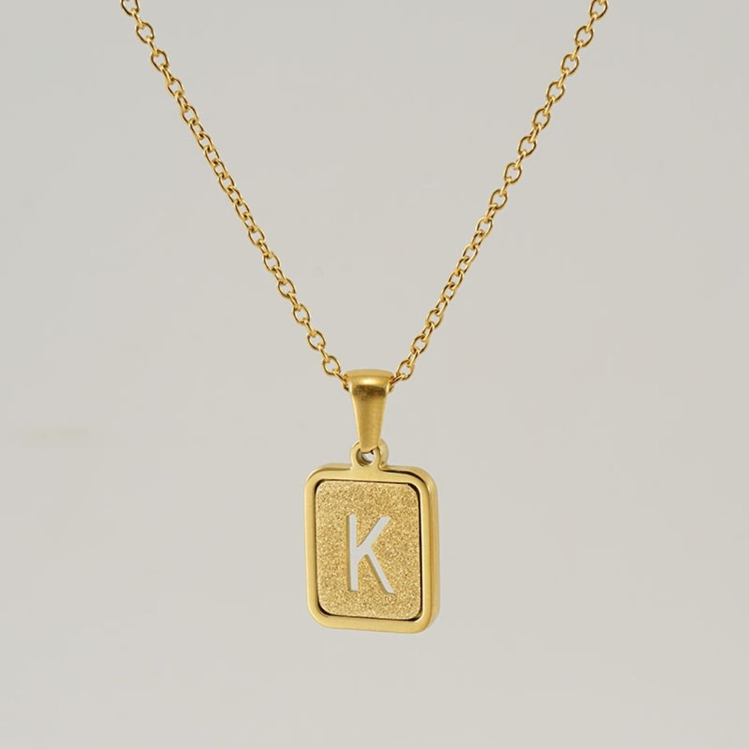 Collar personalizable con inicial dorado - Moroveta