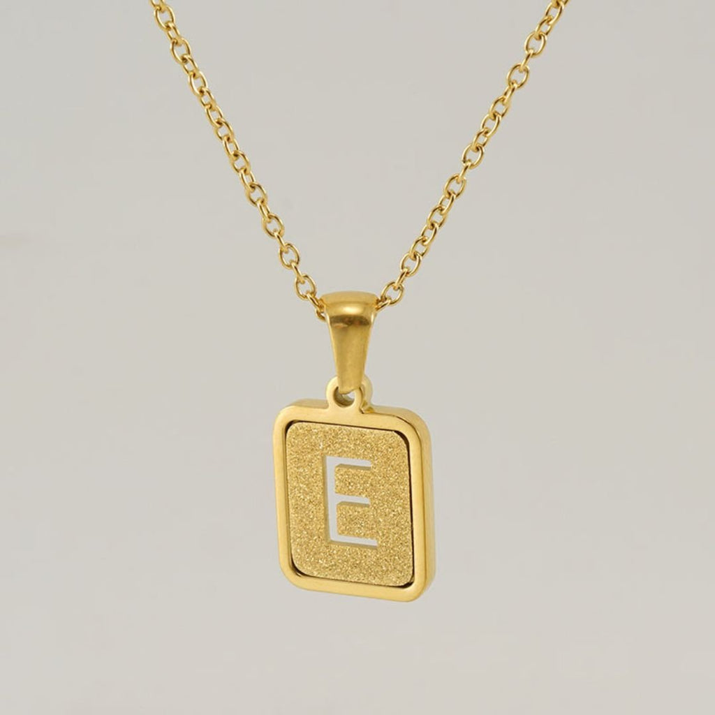 Collar personalizable con inicial dorado - Moroveta