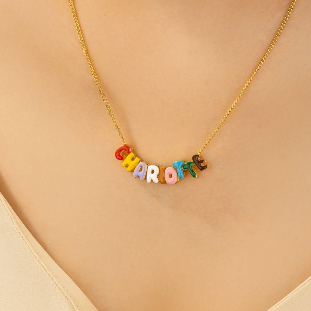 Collar personalizado con nombre en letras burbuja - Moroveta