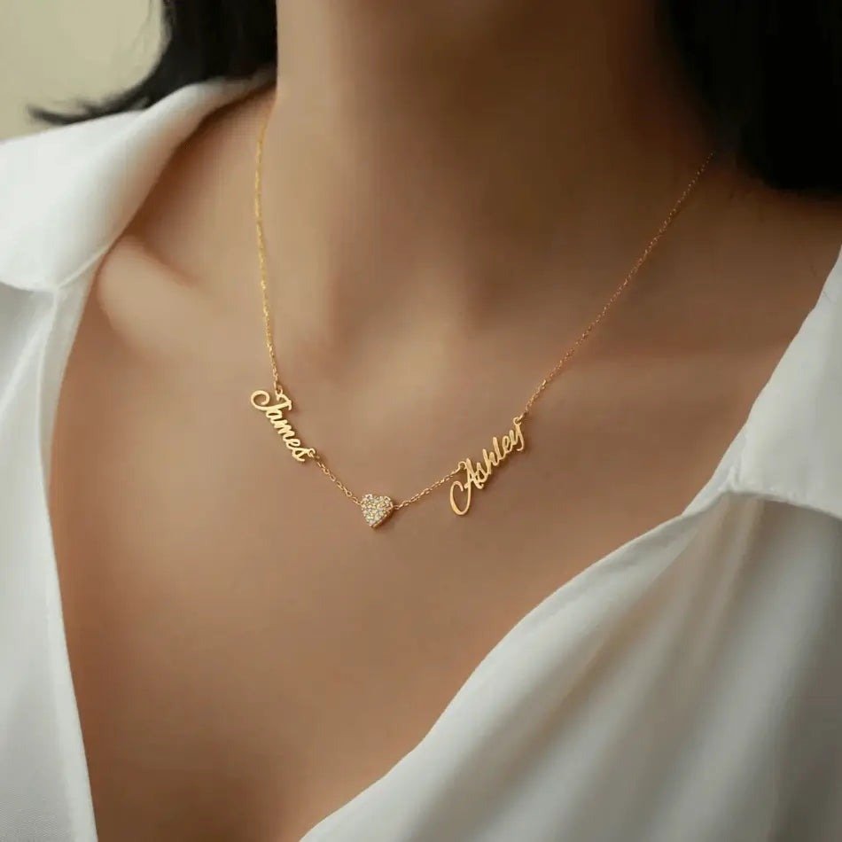 Collar personalizado con nombres en forma de corazón - Moroveta