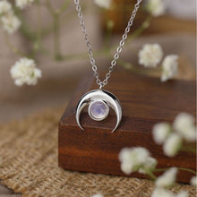 Cargar imagen en el visor de la galería, Collar Piedra de Luna - Moroveta