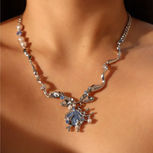 Cargar imagen en el visor de la galería, Collar Sirena Azul - Moroveta