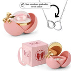 Esfera con rosa eterna y collar de corazones grabados - Moroveta