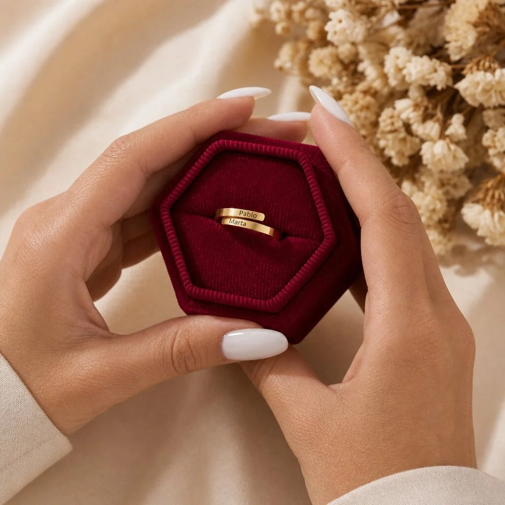 Anillo ajustable con nombres