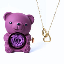 Cargar imagen en el visor de la galería, Osito con rosa eterna y collar de corazones personalizados - Moroveta
