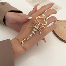 Cargar imagen en el visor de la galería, Pulsera + anillo Escorpión del poder - Moroveta