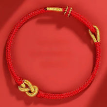 Cargar imagen en el visor de la galería, Pulsera de hilo rojo con nudo infinito - Moroveta