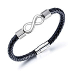 La Pulsera Infinito personalizada - A mi Hombre en color plateado presenta un símbolo infinito y cierre magnético, ideal como regalo para hombre.