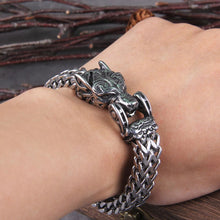 Cargar imagen en el visor de la galería, Pulsera vikinga de lobo - Moroveta